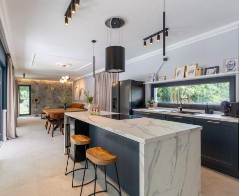 Design one-story villa located in a private complex in Svetvincenat - pic 14