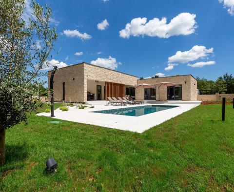 Design one-story villa located in a private complex in Svetvincenat - pic 54