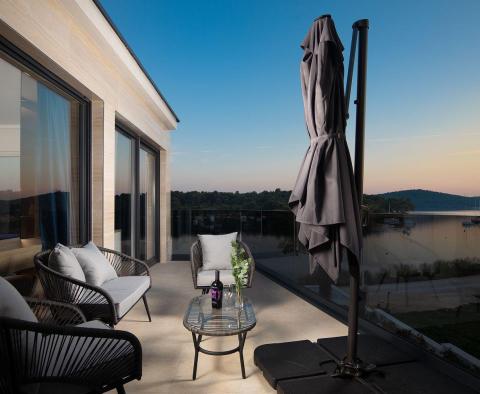 Elegante neue Villa 20 Meter vom Meer entfernt in Medulin - foto 4
