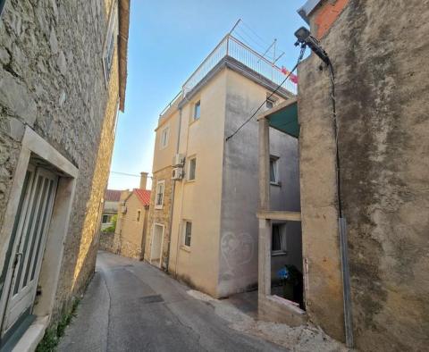 Maison avec 3 appartements et toit-terrasse au coeur de Makarska - pic 5