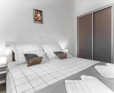 Beautiful tourist property on Ciovo with 7 apartments - pic 9