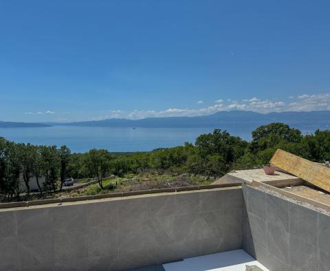 Villa duplex exclusive avec piscine et garage et vue mer panoramique à Kostrena - pic 4