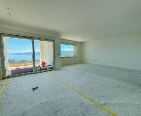 Villa duplex exclusive avec piscine et garage et vue mer panoramique à Kostrena - pic 26