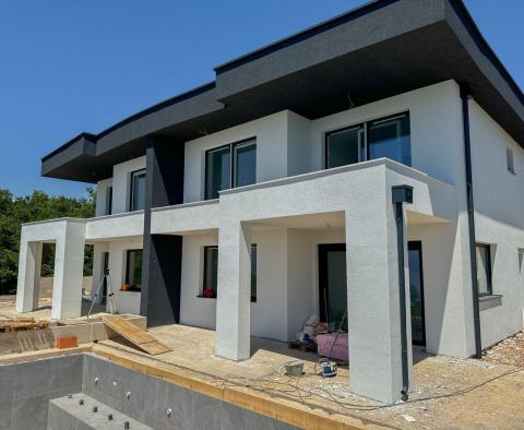Exclusive duplex villa with pool and garage and panoramic sea view in Kostrena - pic 2