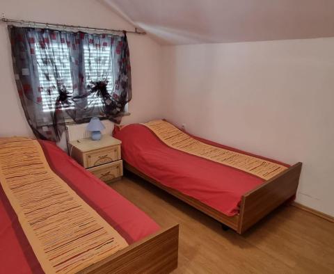 Appartements et locaux commerciaux dans un endroit calme près de la mer à Novi Vinodolski - pic 15