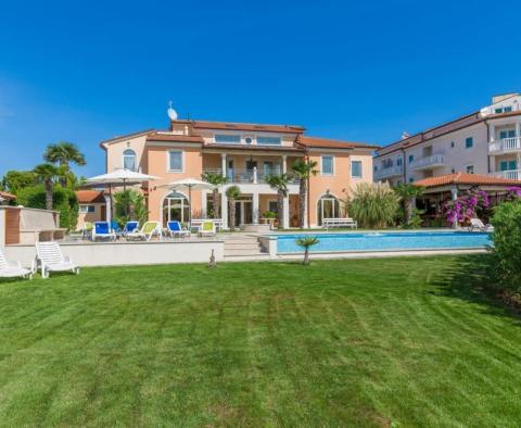 Un hôtel unique en bord de mer en première ligne de mer à Medulin ! - pic 3