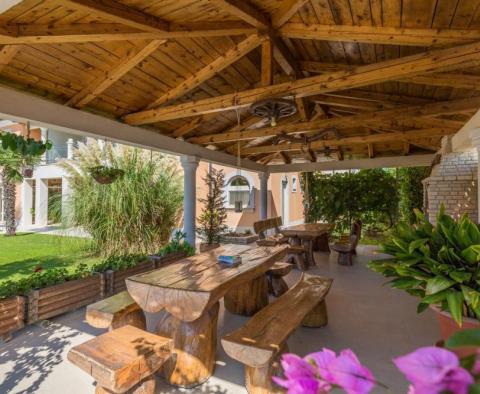 Un hôtel unique en bord de mer en première ligne de mer à Medulin ! - pic 9