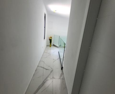 Nově postavená luxusní vila v Privlaka 100 metrů od moře - pic 14