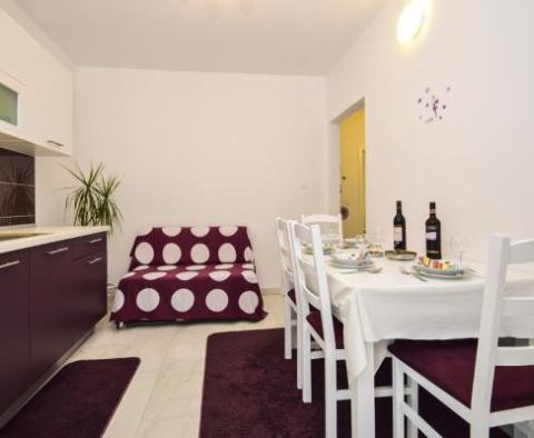 Nieruchomość turystyczna składająca się z 4 apartamentów, zaledwie 70 m od morza w dzielnicy Zaton, Zadar - pic 10