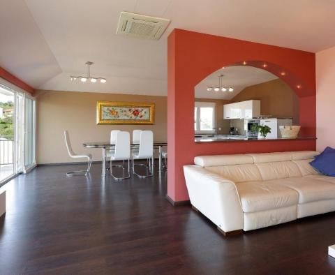Luxusimmobilie in Vrbnik in der Nähe des Meeres - foto 13