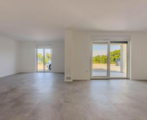 House in Rasopasno, Dobrinj, with sea views - pic 9
