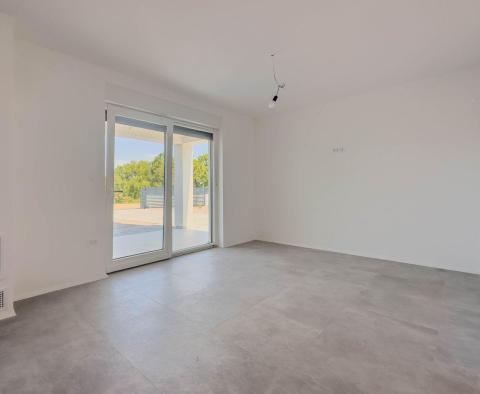 House in Rasopasno, Dobrinj, with sea views - pic 10
