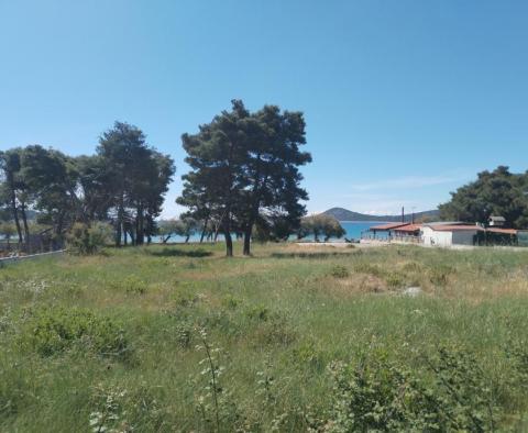 Baugrundstück in Vodice, 1. Linie zum Meer - foto 8