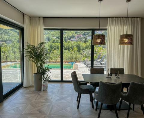 Villa moderne neuve à vendre à Moscenicka Draga à 600 m de la plage - pic 6