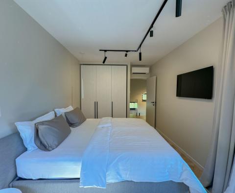 Villa moderne neuve à vendre à Moscenicka Draga à 600 m de la plage - pic 23
