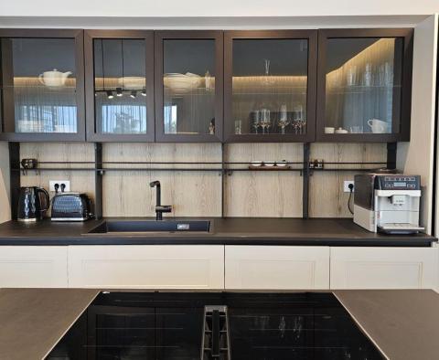 Luxusní 3-ložnicový apartmán 200m od pláže a centra města Rovinj - pic 6
