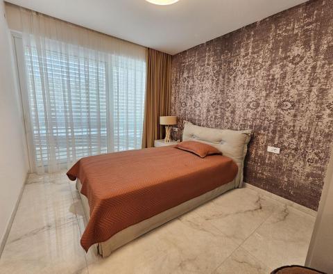 Luxusní 3-ložnicový apartmán 200m od pláže a centra města Rovinj - pic 27