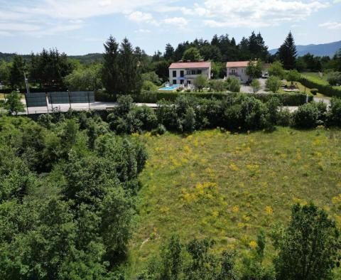 Stavební pozemek 9000 m2 v oblasti Rupa (Matulji), se stavebním povolením na halu a komerční rezidenční budovu - pic 27