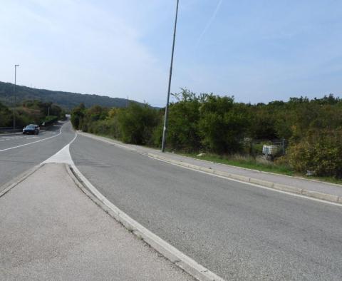 Terrain à Kukuljanovo, Bakar, dans la banlieue de Rijeka - pic 6