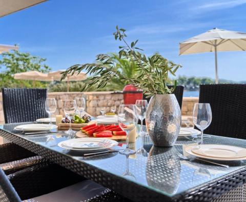 Price fell! Unique 5***** modern villa on the beach on Ciovo, Trogir, for sale - pic 35