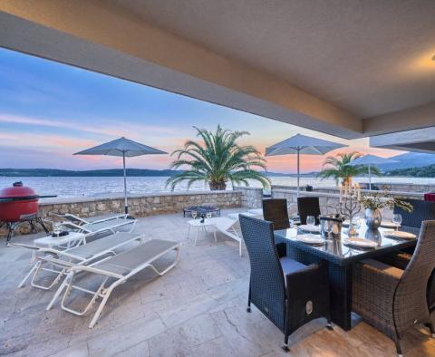 Price fell! Unique 5***** modern villa on the beach on Ciovo, Trogir, for sale - pic 51