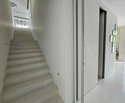 Impressionnante nouvelle propriété à Veruda, Pula à 250 mètres de la mer - pic 33