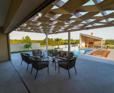 Remarkable 4**** star villa in Zadar area on a huge terrain - pic 16