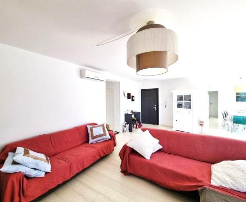 Luxurious 3 bedroom apartment with a beautiful view of the sea, Novigrad - pic 9