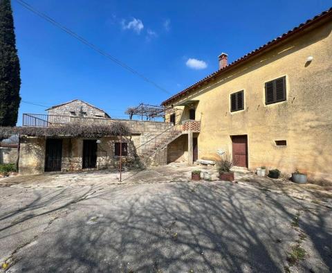 Haus in Svetvinčenat, zur Renovierung - foto 2