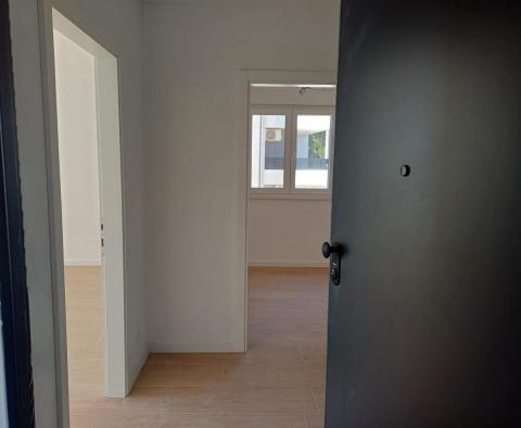 Luxuriöse 3-Zimmer-Wohnung in Seget, 200 m vom Meer entfernt - foto 18