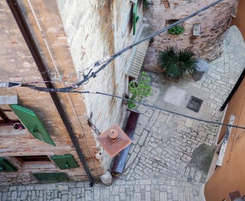 Superbly decorated property in the heart of Rovinj with roof terrace, view, jacuzzi - pic 4