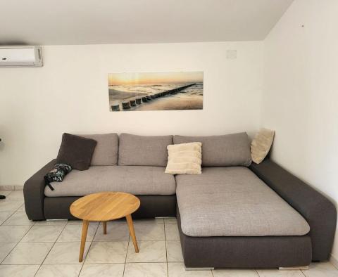 Detached house with 2 apartments in Marcana - pic 13