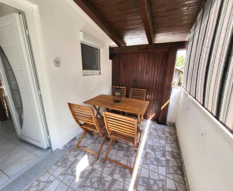Detached house with 2 apartments in Marcana - pic 20