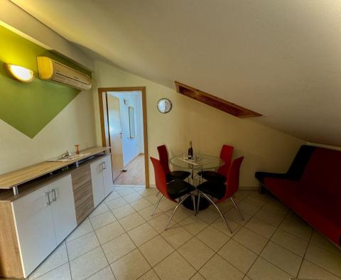 Spacious house with three apartments 600m from the sea in Malinska - pic 41