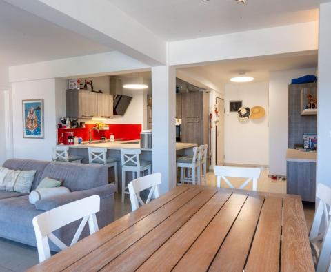 Beautiful family apartment with terrace and garage by the sea in Banjole. for sale - pic 9