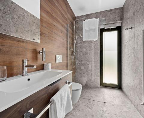 Contemporary semi-detached villa by the sea in Banjole, for sale - pic 52