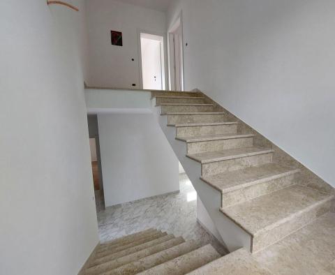 Új építés! Eladó egy medencés villa Labin város közelében! - pic 10