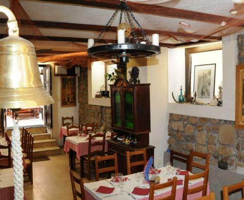 Restaurant und Apartments auf der Insel Cres, zu verkaufen - foto 3
