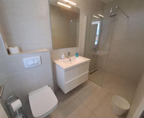 Luksusowa willa w zabudowie szeregowej w Privlace, z jacuzzi na dachu, na sprzedaż - pic 26