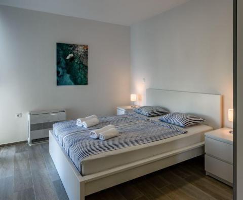 Luksusowa willa w zabudowie szeregowej w Privlace, z jacuzzi na dachu, na sprzedaż - pic 41