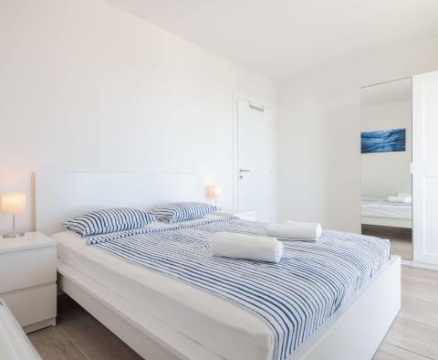 Villa jumelée de luxe à Privlaka, à 100 m de la mer, à vendre - pic 29