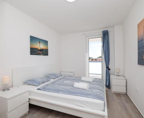 Villa jumelée de luxe à Privlaka, à 100 m de la mer, à vendre - pic 42