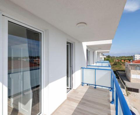 Lux attached villa in Privlaka, 100m from the sea, with roof top jacuzzi, for sale - pic 19