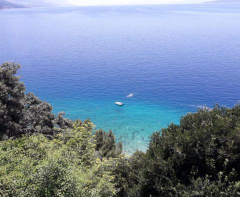 First line property with pool on Omis riviera, for sale - pic 9