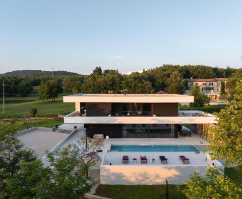 Kedvezményes! Modern tervezői villa Grožnjánban, eladó - pic 4