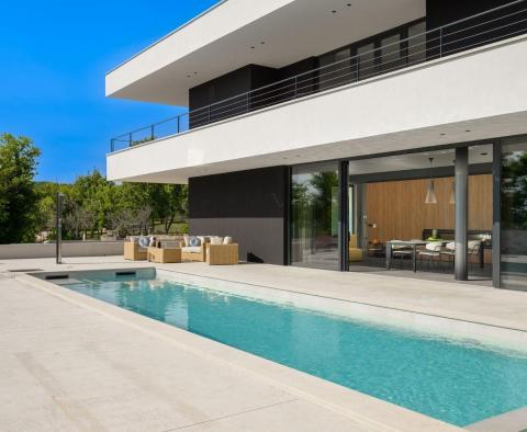 Kedvezményes! Modern tervezői villa Grožnjánban, eladó - pic 9