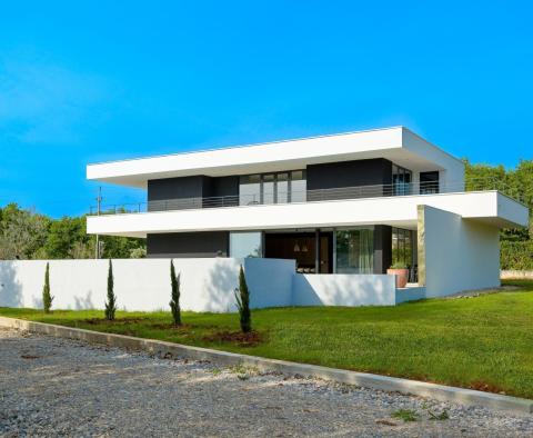 Kedvezményes! Modern tervezői villa Grožnjánban, eladó - pic 19