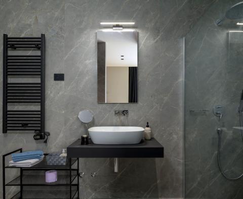 Kedvezményes! Modern tervezői villa Grožnjánban, eladó - pic 73