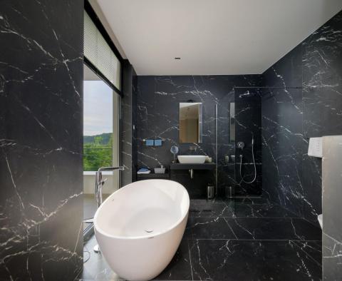 Kedvezményes! Modern tervezői villa Grožnjánban, eladó - pic 81