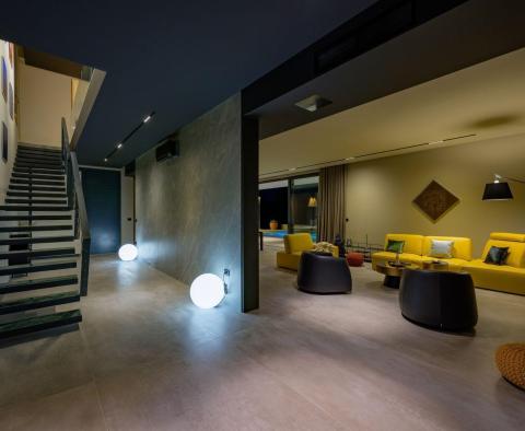 Kedvezményes! Modern tervezői villa Grožnjánban, eladó - pic 128